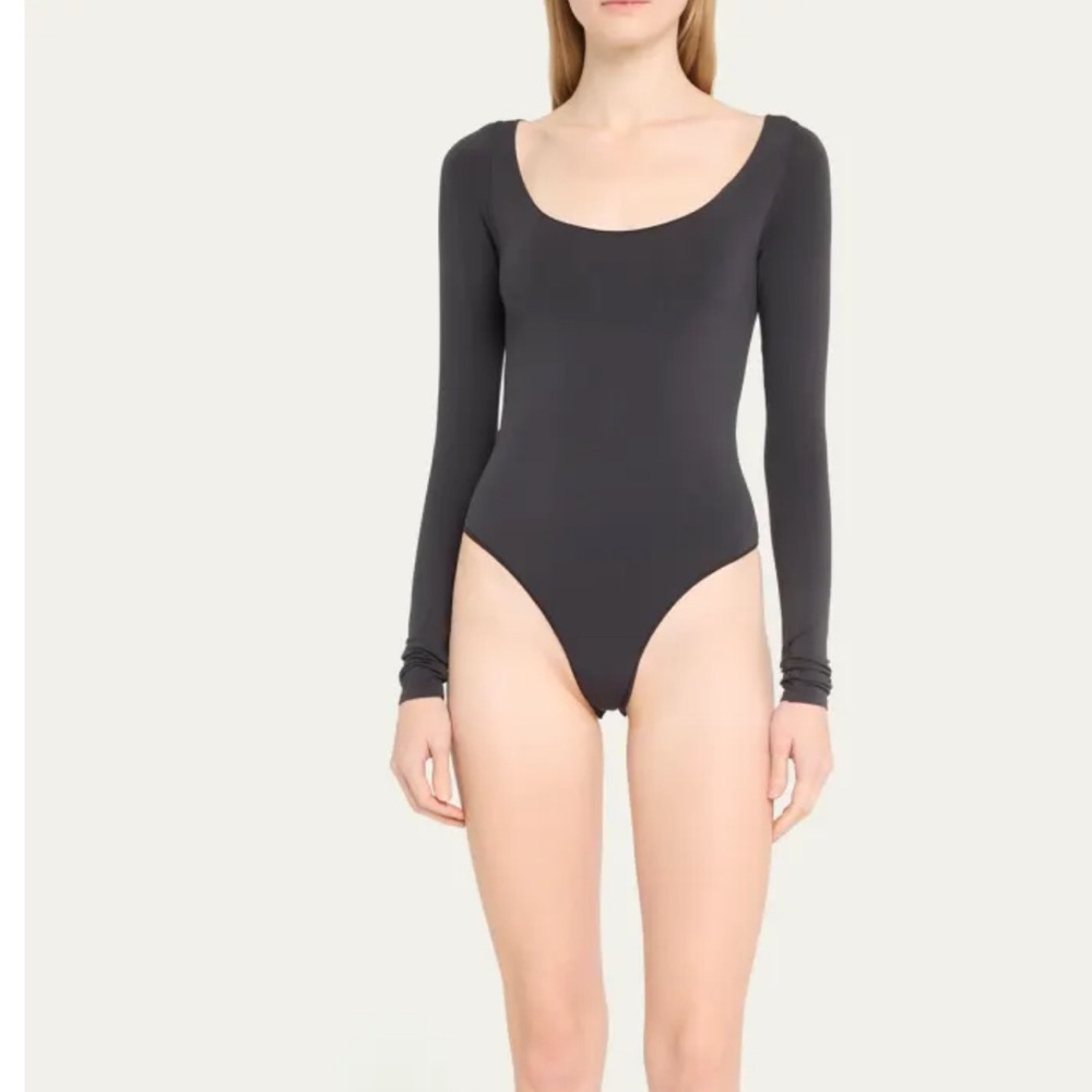 SKIMS
Essential Smoothing Long-Sleeve Thong Bodysuit